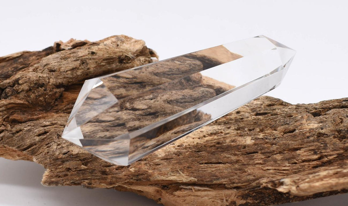 8 Sided Himalayan Quartz Vogel Wand