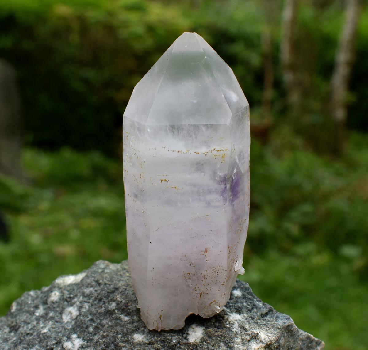 Brandberg Amethyst Flame Self-Healed Penetration Bridge Rainbow Crystal