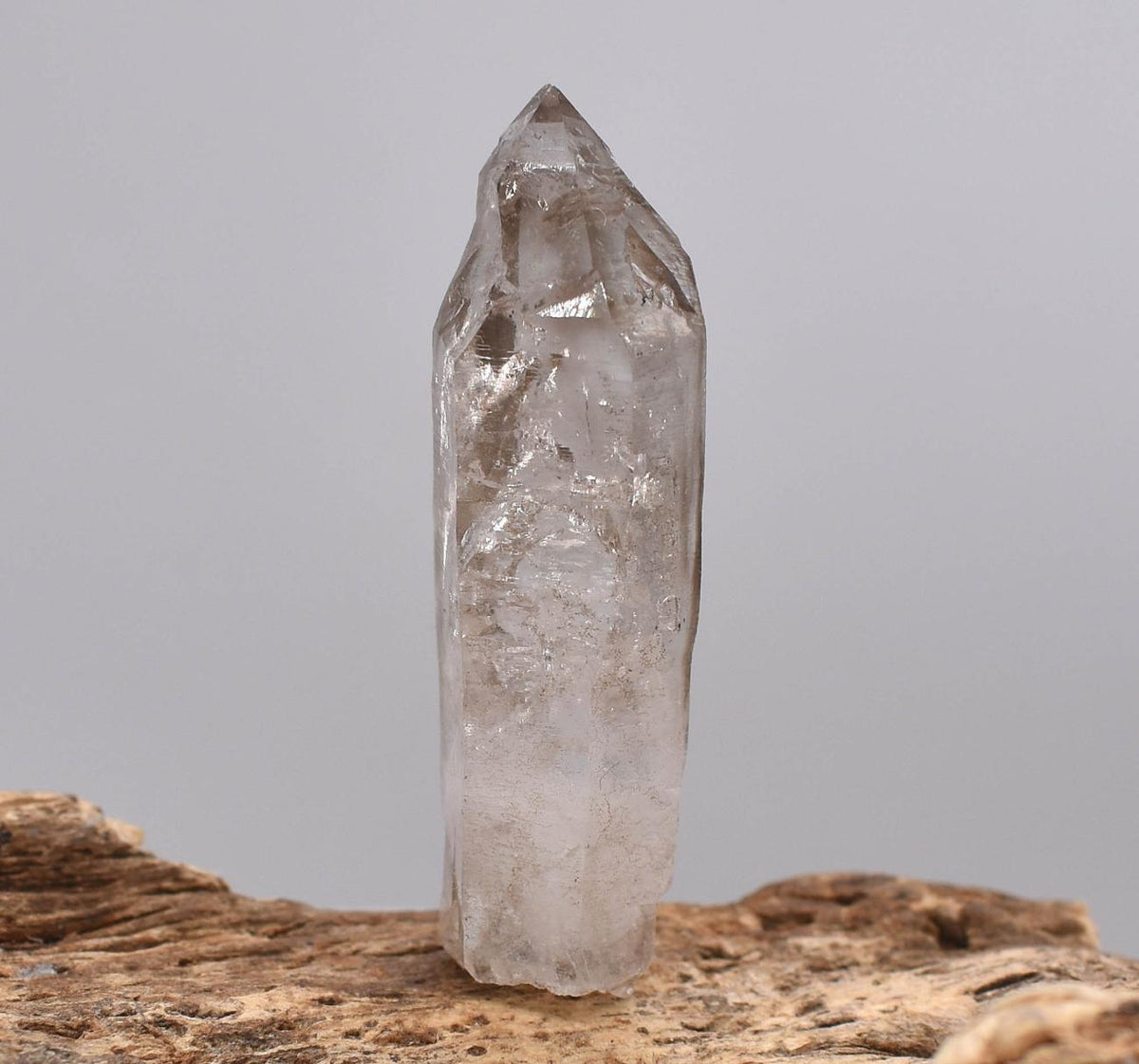 Omapeleki Brandberg Quartz Self-Healed Generator