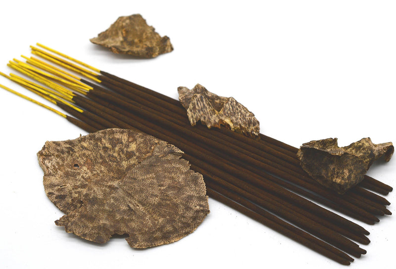 Organic Agarwood - Natural Oudh Incense Sticks - Hand-Rolled Luxury Incense
