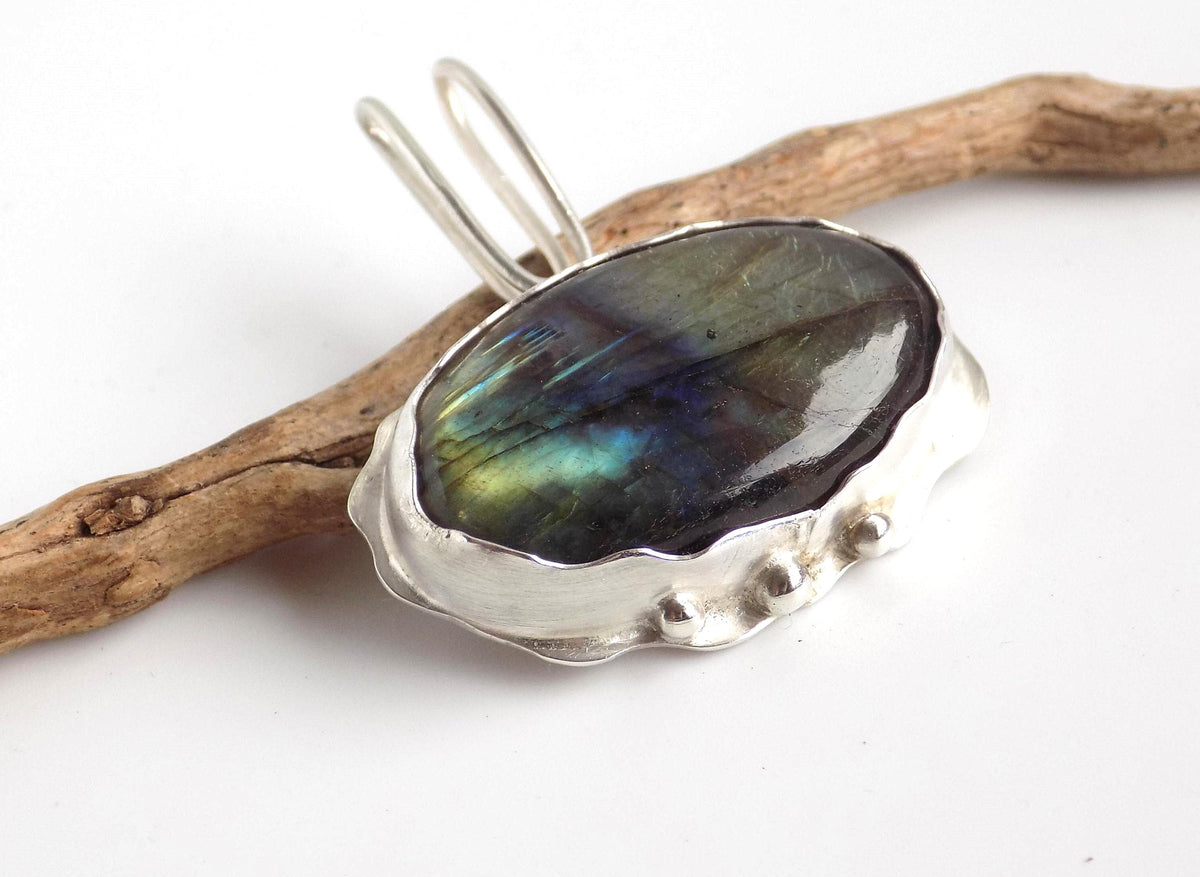 Blue-Flash Labradorite Sterling Silver Pendant - Handmade