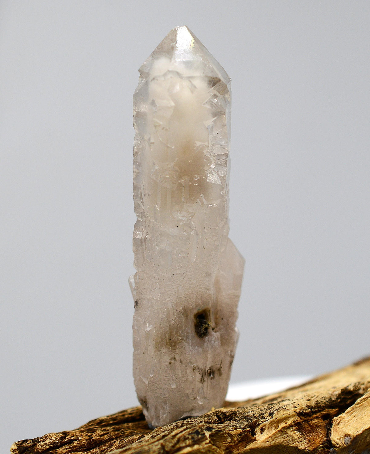 Mongolian Etched White Phantom Generator