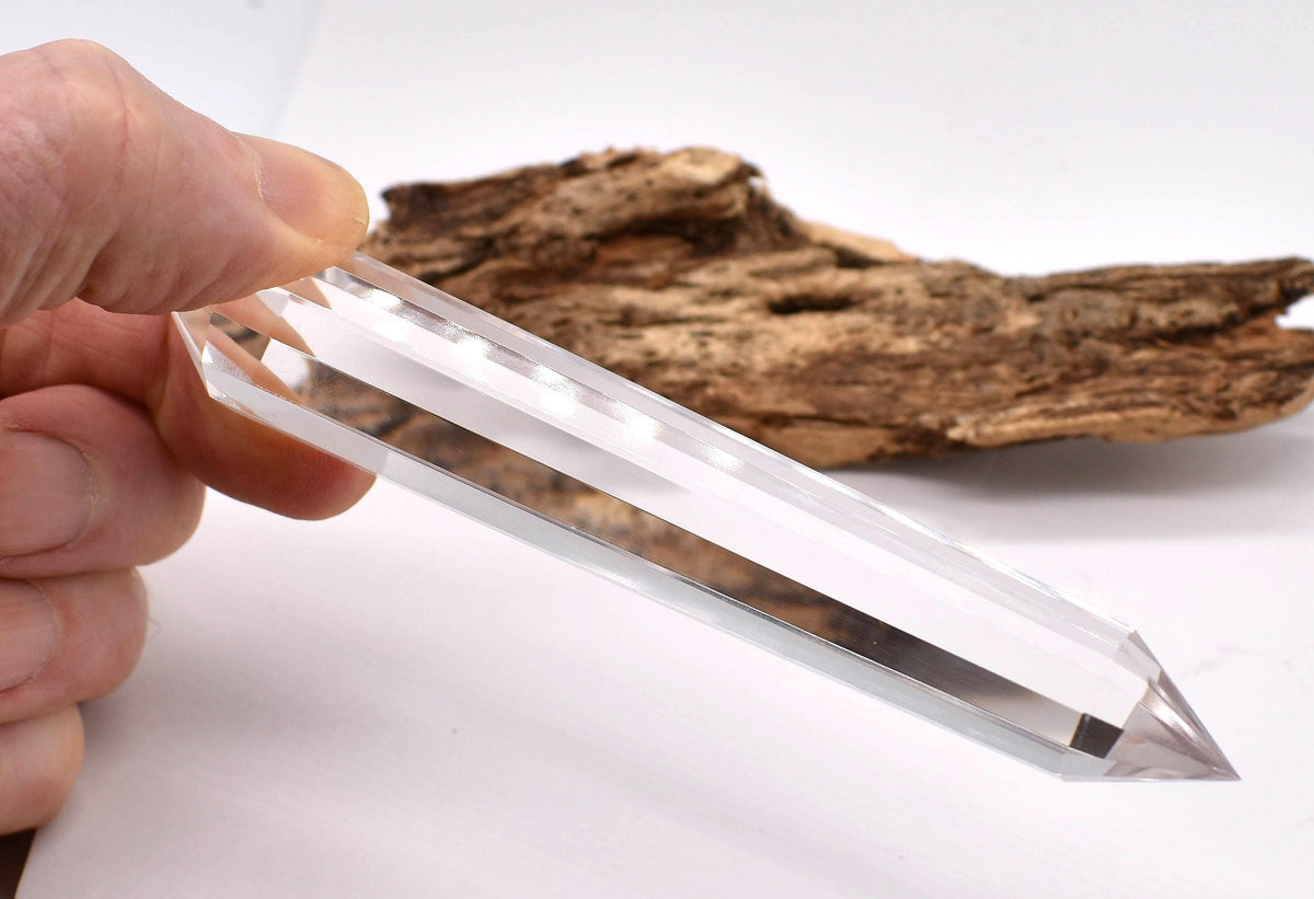 Himalayan Quartz Vogel Wand
