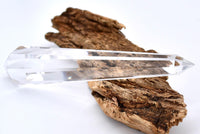 Quartz Vogel Wand in Ethically Hand-Mined Himalayan Quartz