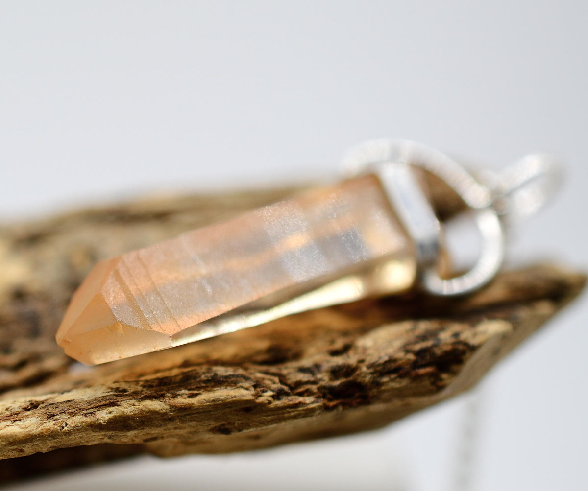 Golden Lemurian Quartz Silver Pendant: Ethically Mined Crystal