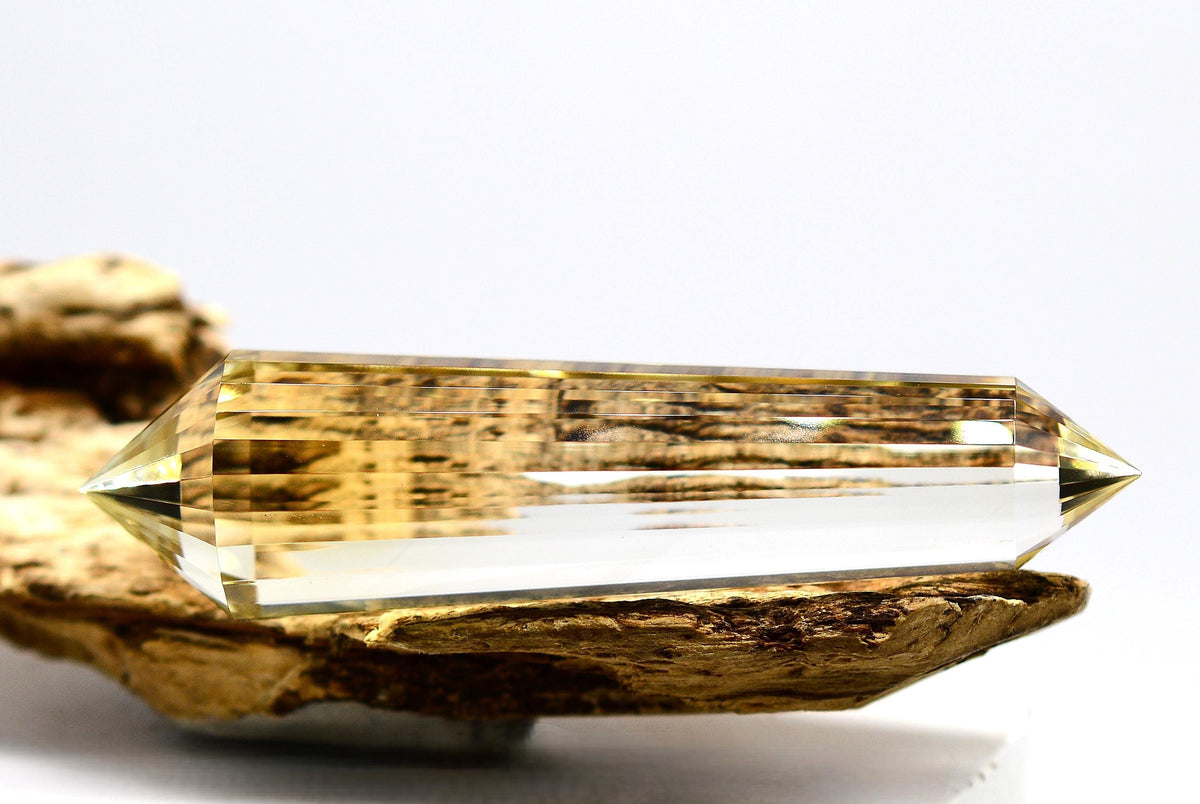 24-Sided Flawless Natural Citrine Vogel Wand: Ethically Mined Hand-Cut Vogel