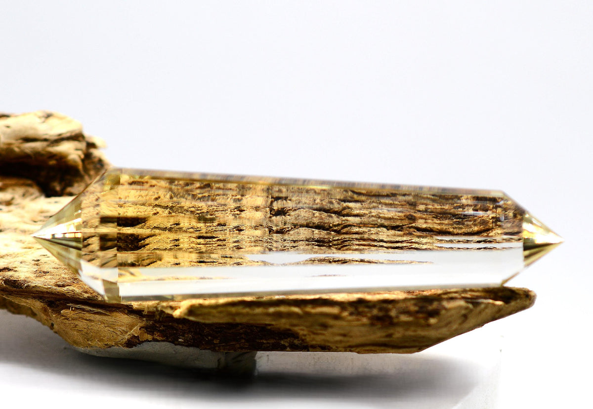 24-Sided Flawless Natural Citrine Vogel Wand: Ethically Mined Hand-Cut Vogel