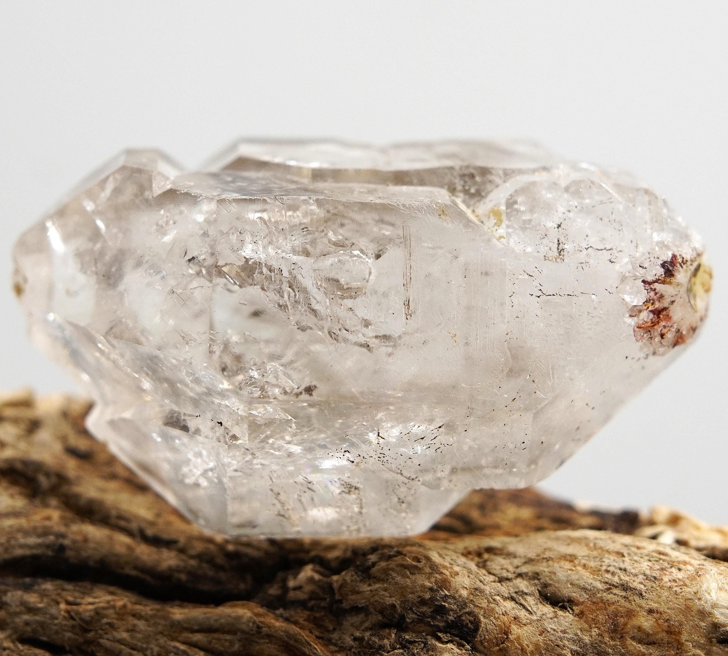 Omapeleki Brandberg DT Enhydro: Ethically Mined Quartz
