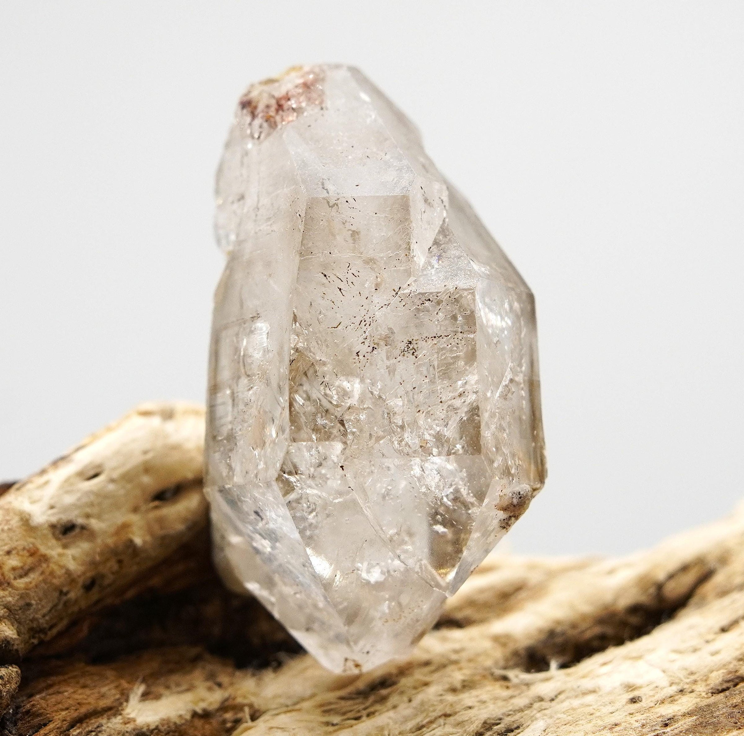 Omapeleki Brandberg DT Enhydro: Ethically Mined Quartz