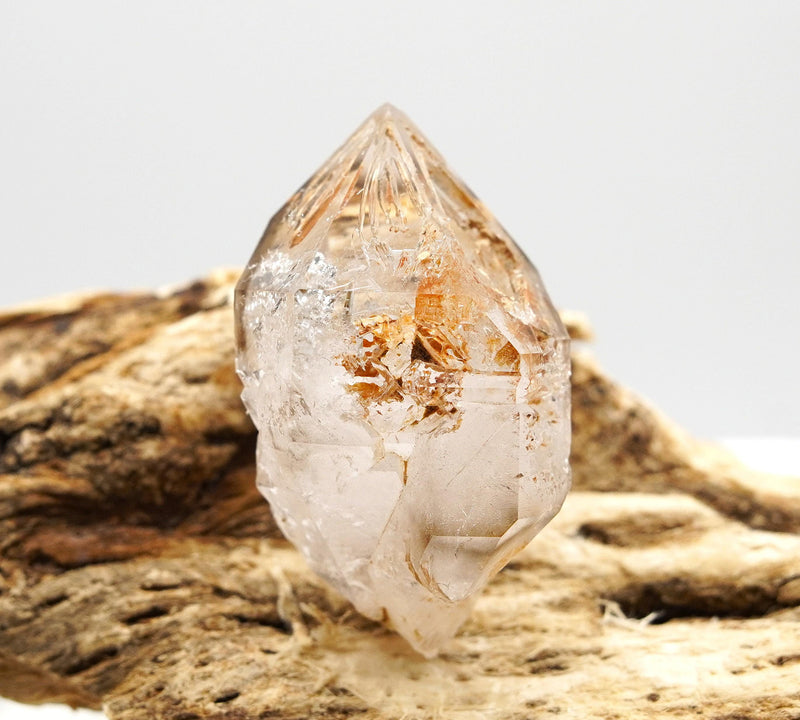 Omapeleki Brandberg Skeletal DT: Ethically Mined Quartz