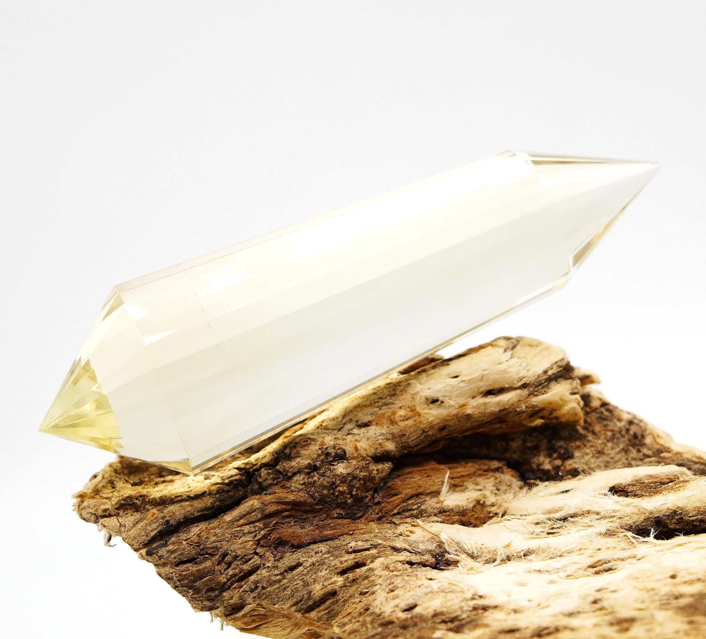 24-Sided Flawless Natural Citrine Vogel Wand: Ethically Mined Hand-Cut Vogel