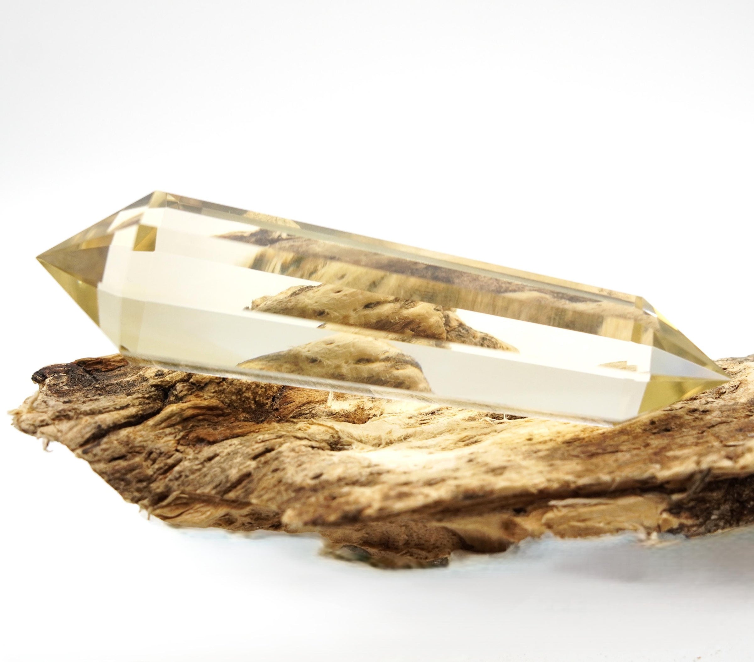8-Sided Flawless Natural Citrine Vogel Wand: Ethically Mined Hand-Cut Vogel