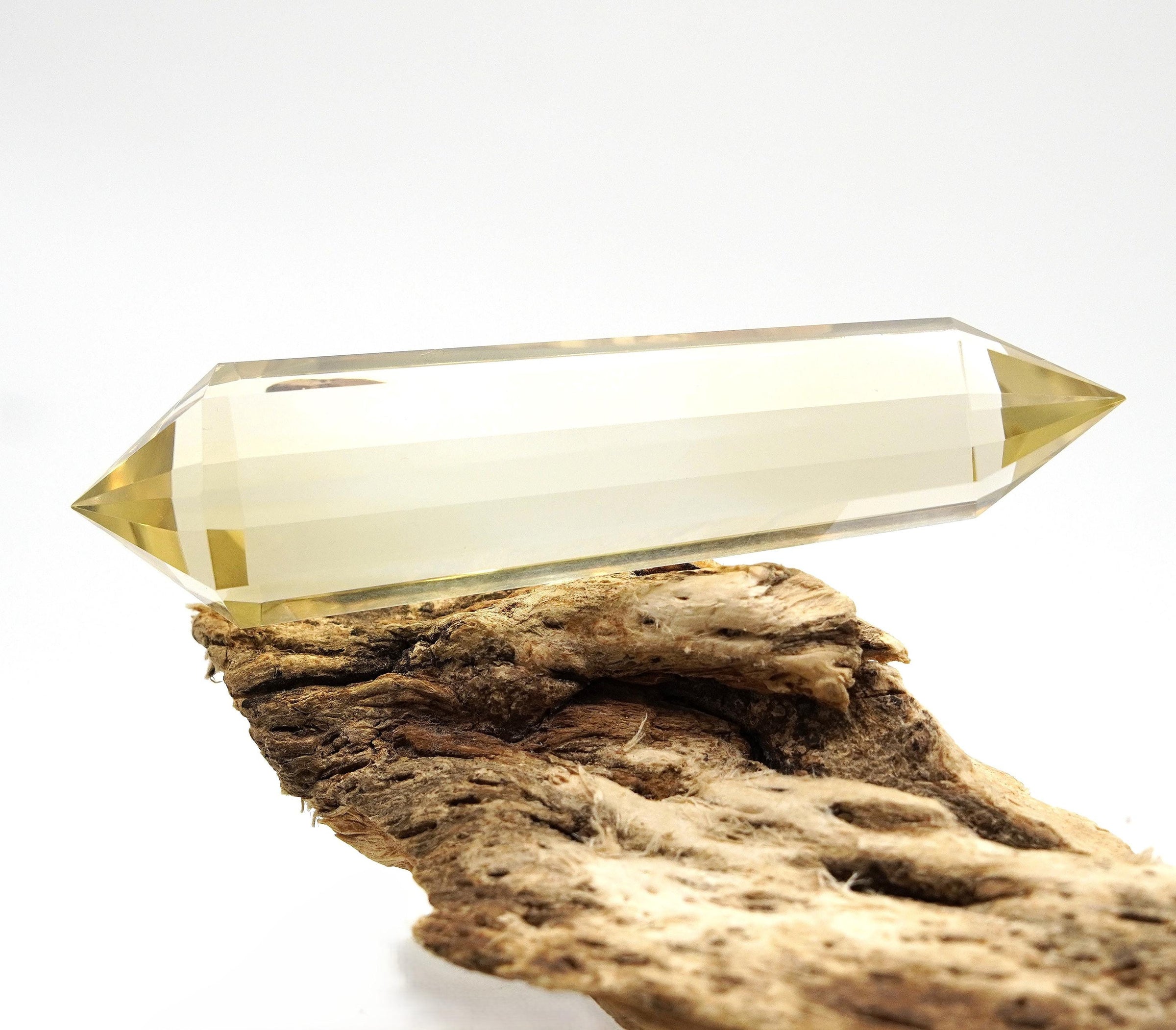 8-Sided Flawless Natural Citrine Vogel Wand: Ethically Mined Hand-Cut Vogel