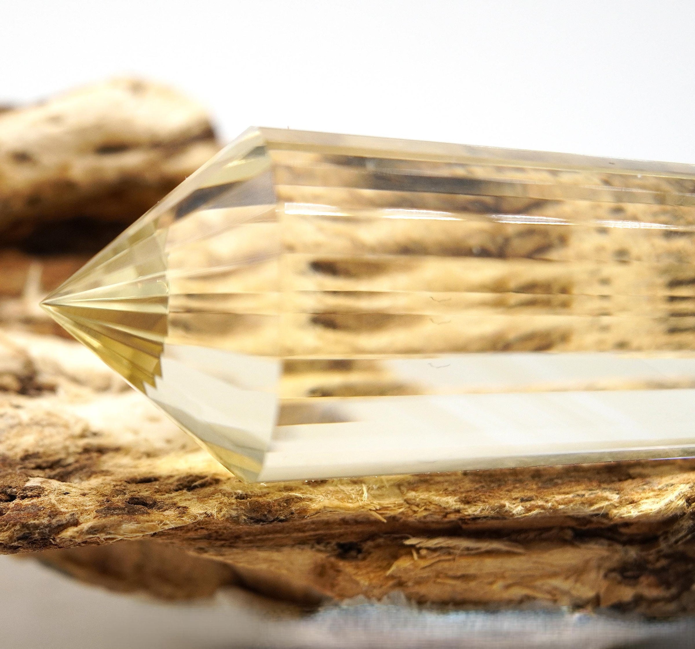 24-Sided Flawless Natural Citrine Vogel Wand: Ethically Mined Hand-Cut Vogel