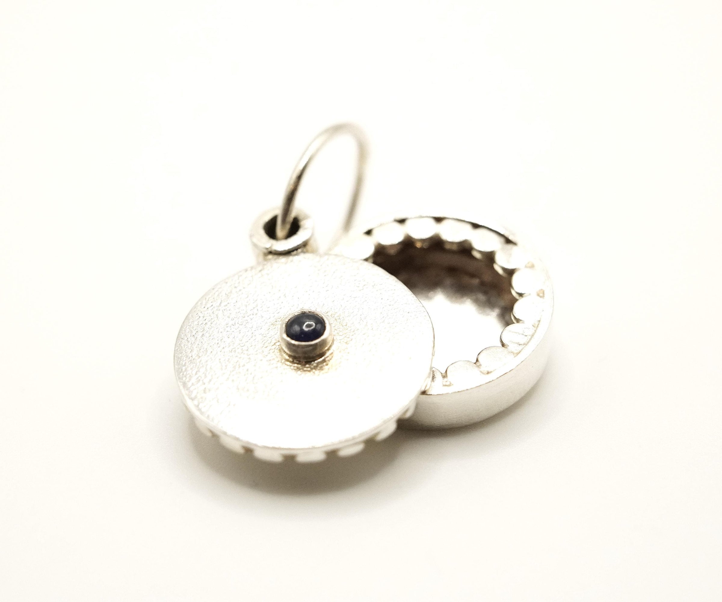 Blue Sapphire Locket Silver Pendant: Handmade Natural Gemstone Jewellery