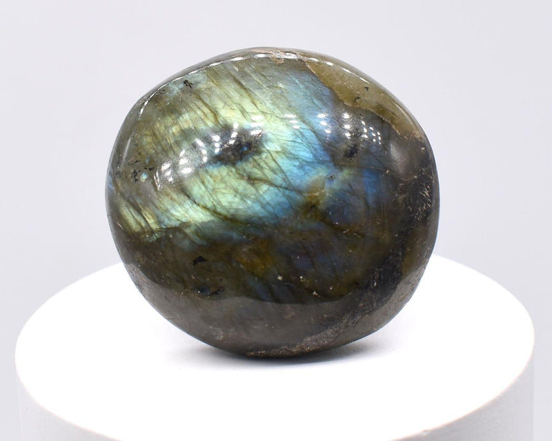 Blue Flash Labradorite Palmstone